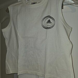 Adidas t-shirt